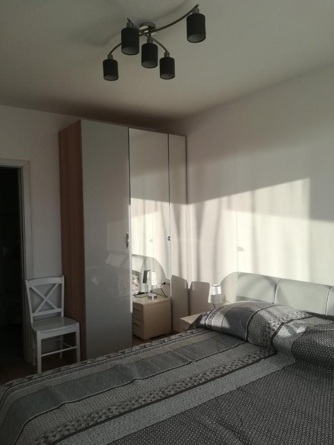 Apartments Jelena Vantacici Bagian luar foto